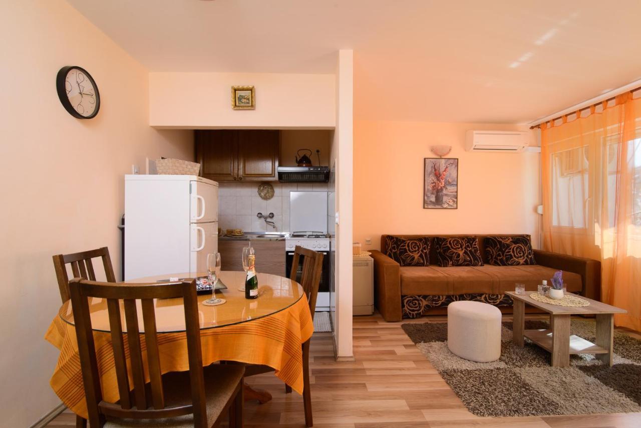 Ante Apartment Split Luaran gambar